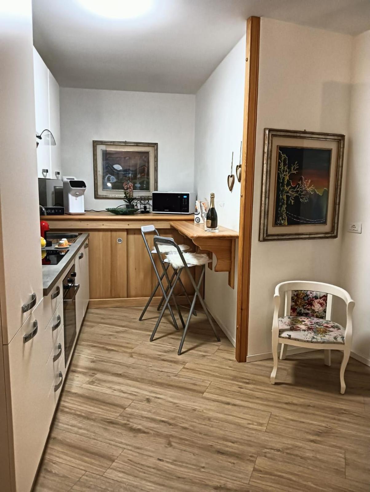 Freddie House Albiano  Extérieur photo